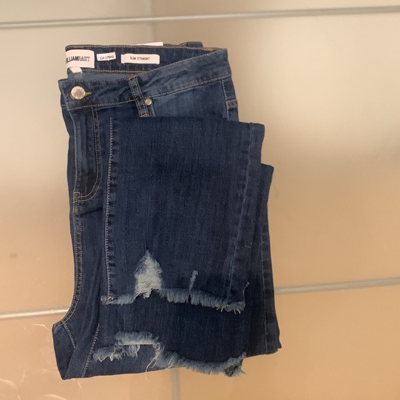 William Rast jeans High Rise Slim Straight Jeans. Size US 31 or US11. - Picture 2 of 6